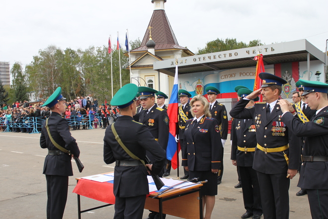 Пограничный институт. Выпуск МПИ ФСБ 2021. Курсанты МПИ ФСБ РФ. Присяга МПИ ФСБ. Московский пограничный институт.