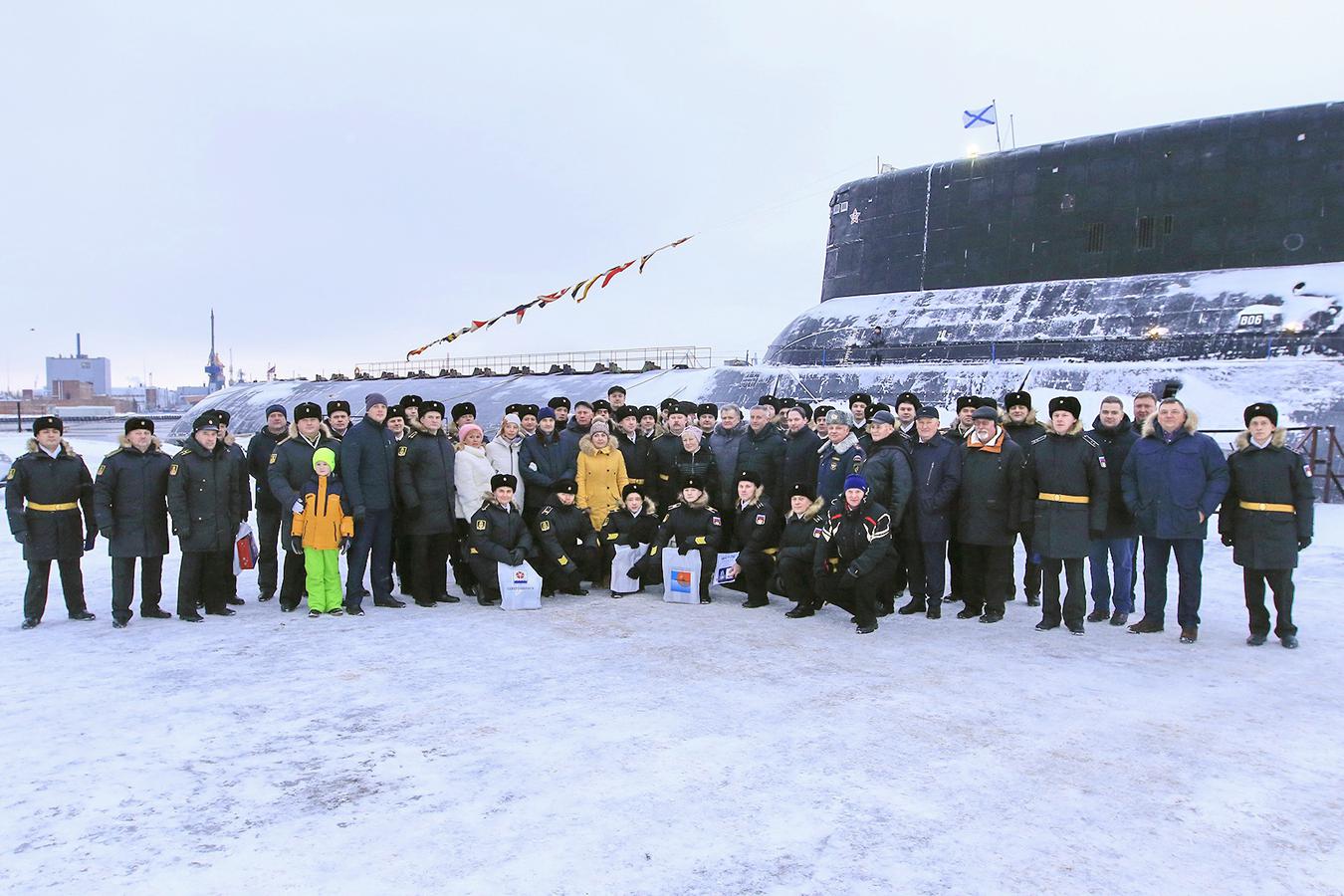 Тк 20. ТК-20 атомная подводная лодка Северсталь. ТК-20 Северсталь экипаж. 941 Акула ТК-20 Северсталь экипаж. Экипаж АПЛ ТК -20.